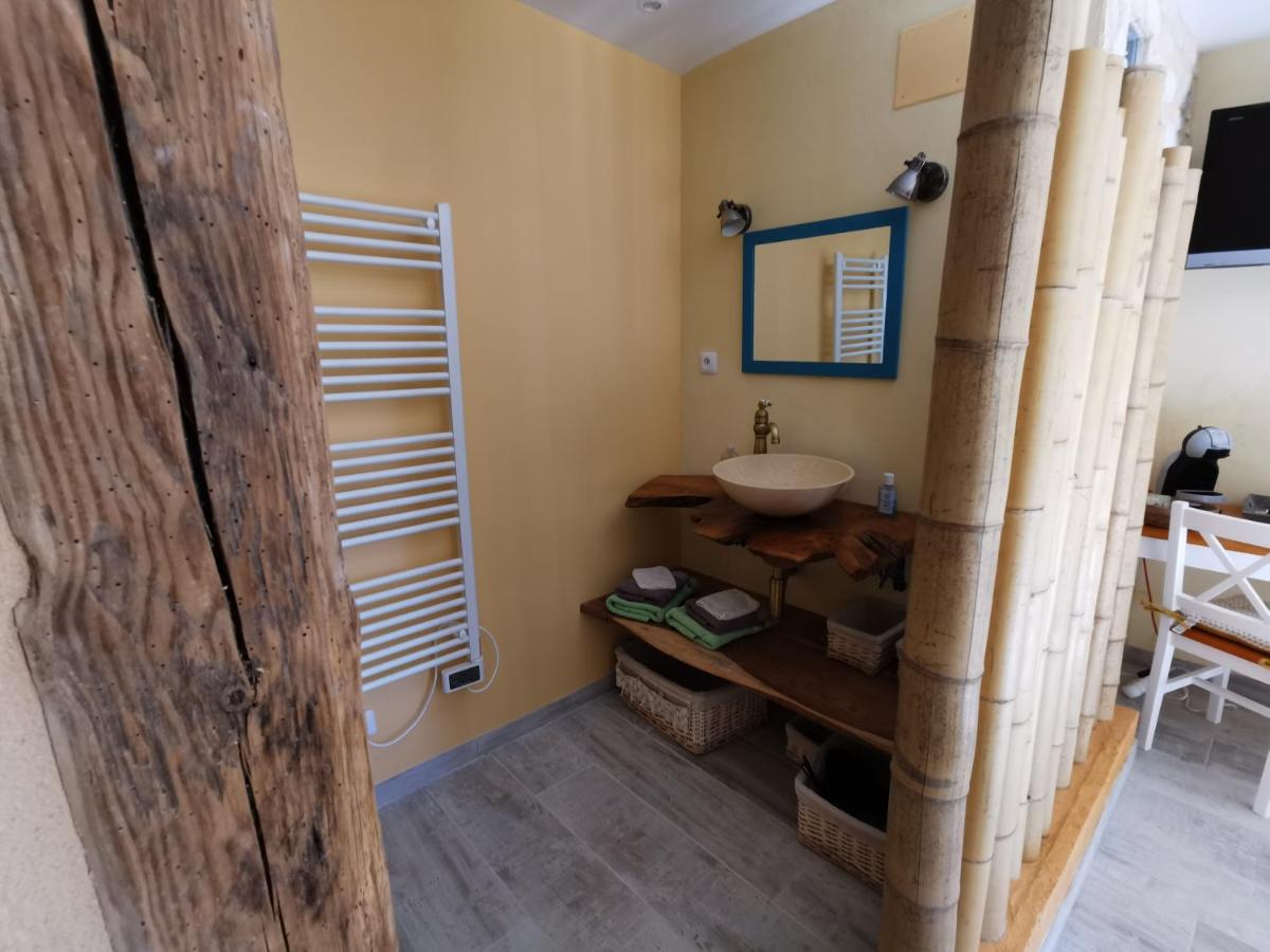 Aux fontaines d'Eyvigues - Housity