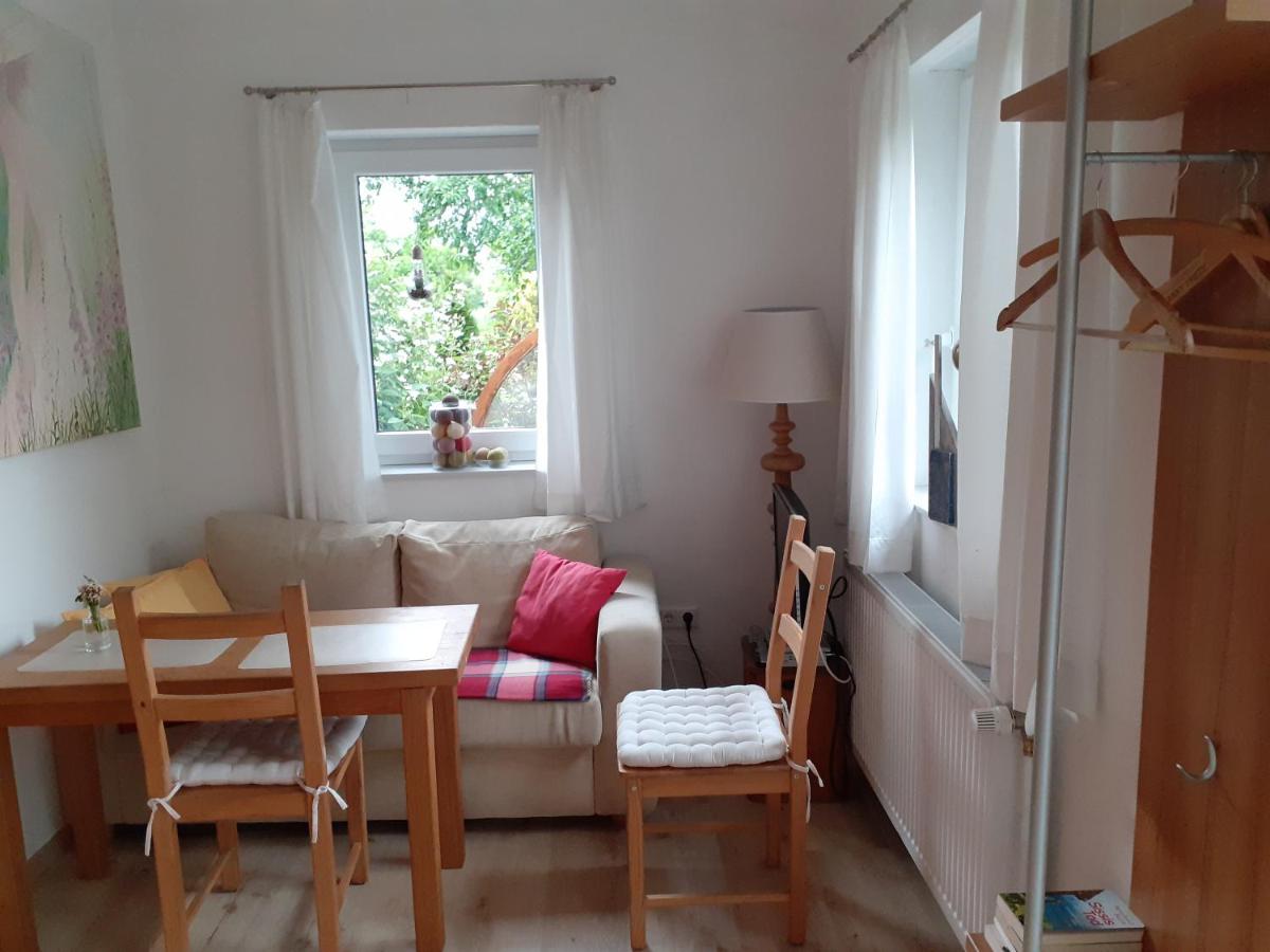Lebenskunst - Housity
