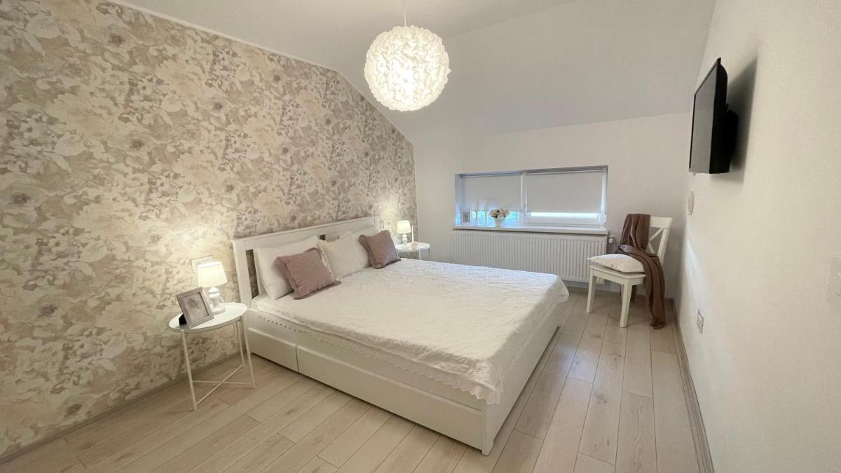 Suitetrails - Apulum Apartment
