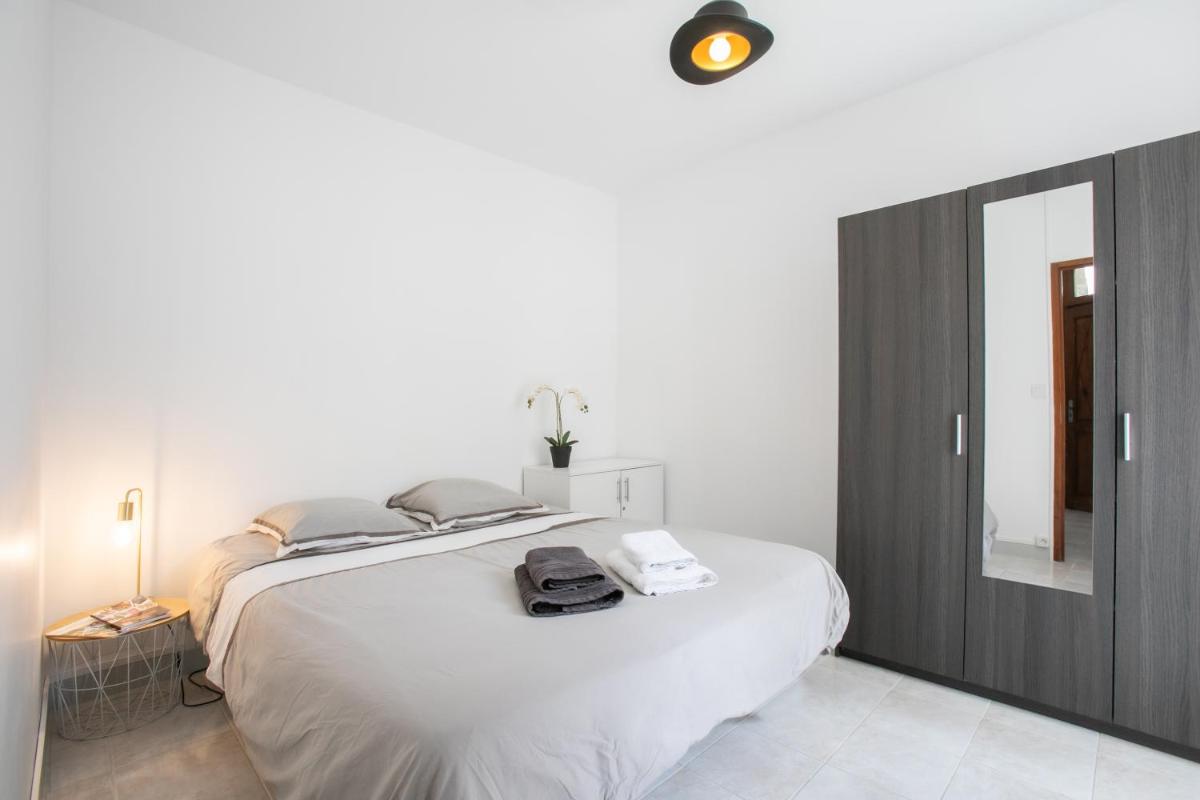 Appartement T2 hyper centre à Périgueux 1 chambre Lou Chabrol - Housity