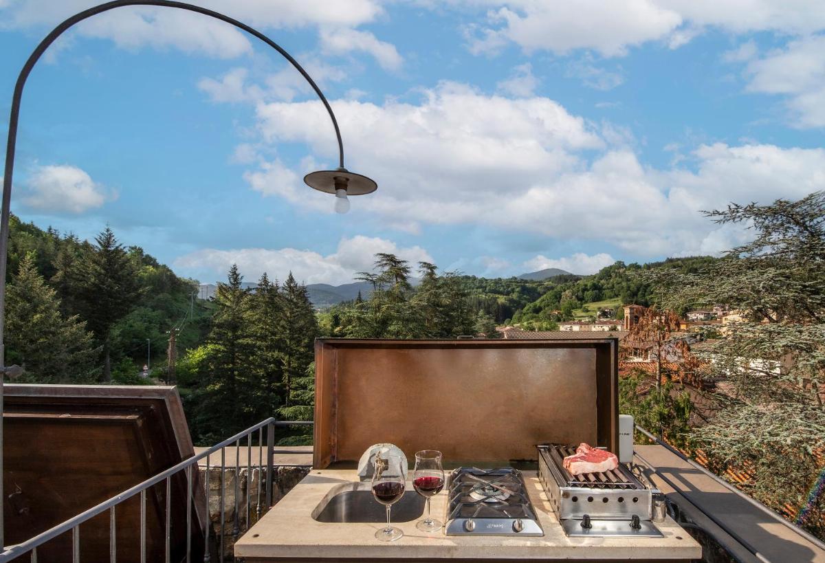 Medieval Tower Lungarno your wedding in Tuscany - Housity