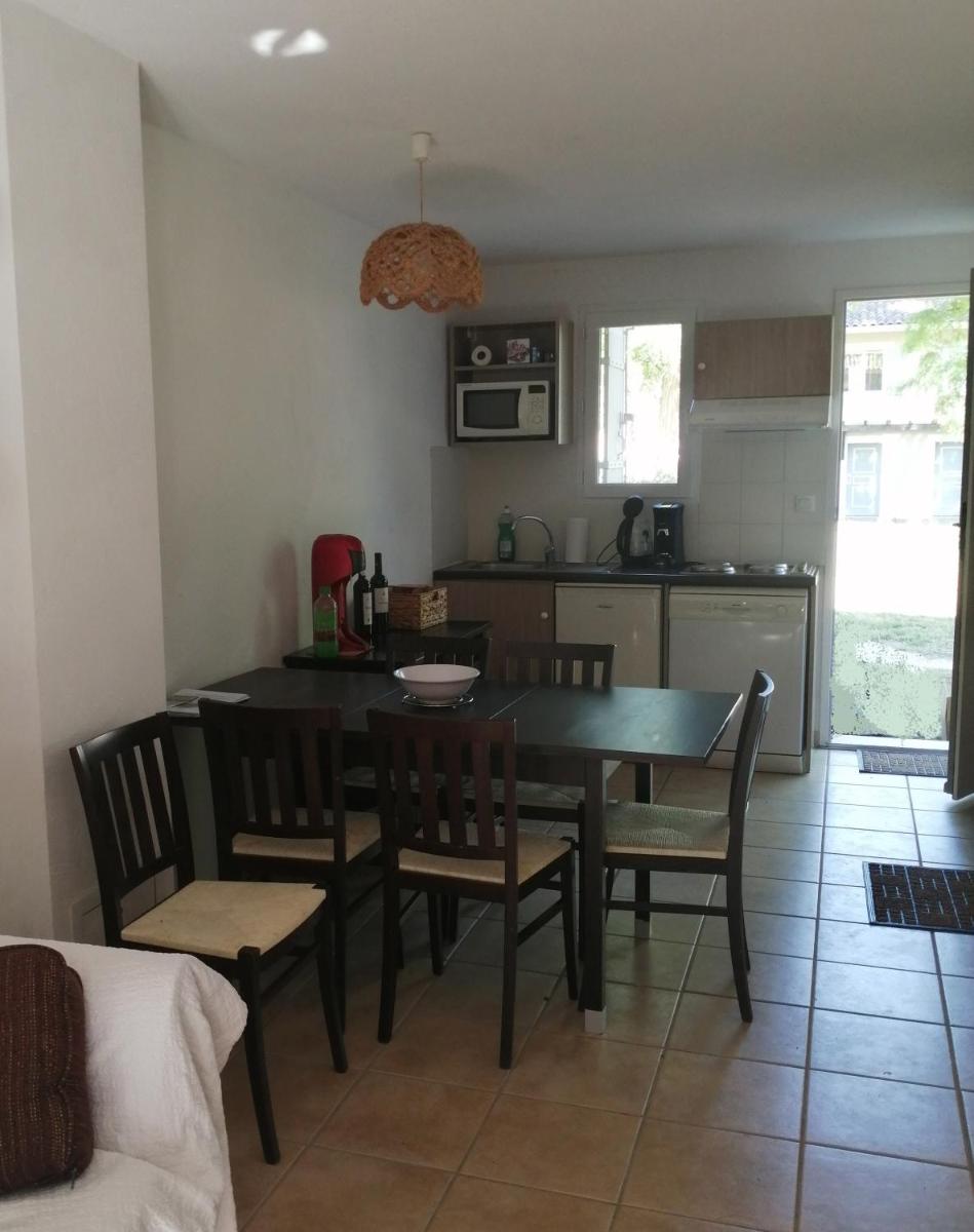 Agréable duplex équipé au Domaine d'Albret - Housity