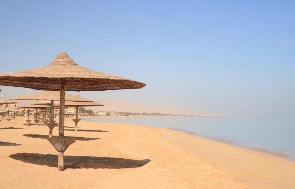 A sea view spacious cheering 5 bedroom villa Ain Sokhna 