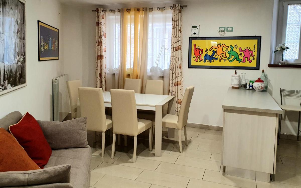 Casa Figaro Family House - Housity
