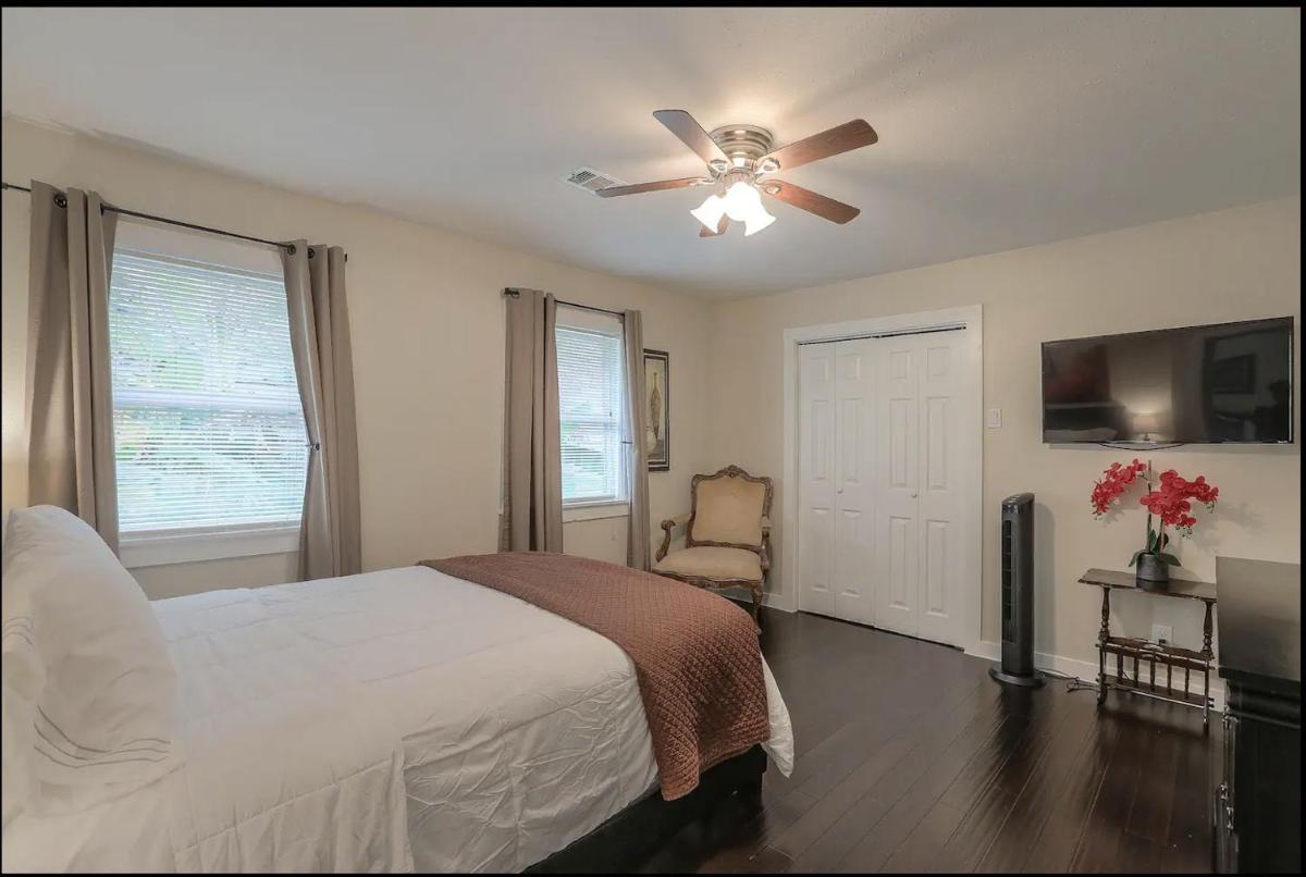 The EaDo House - Housity