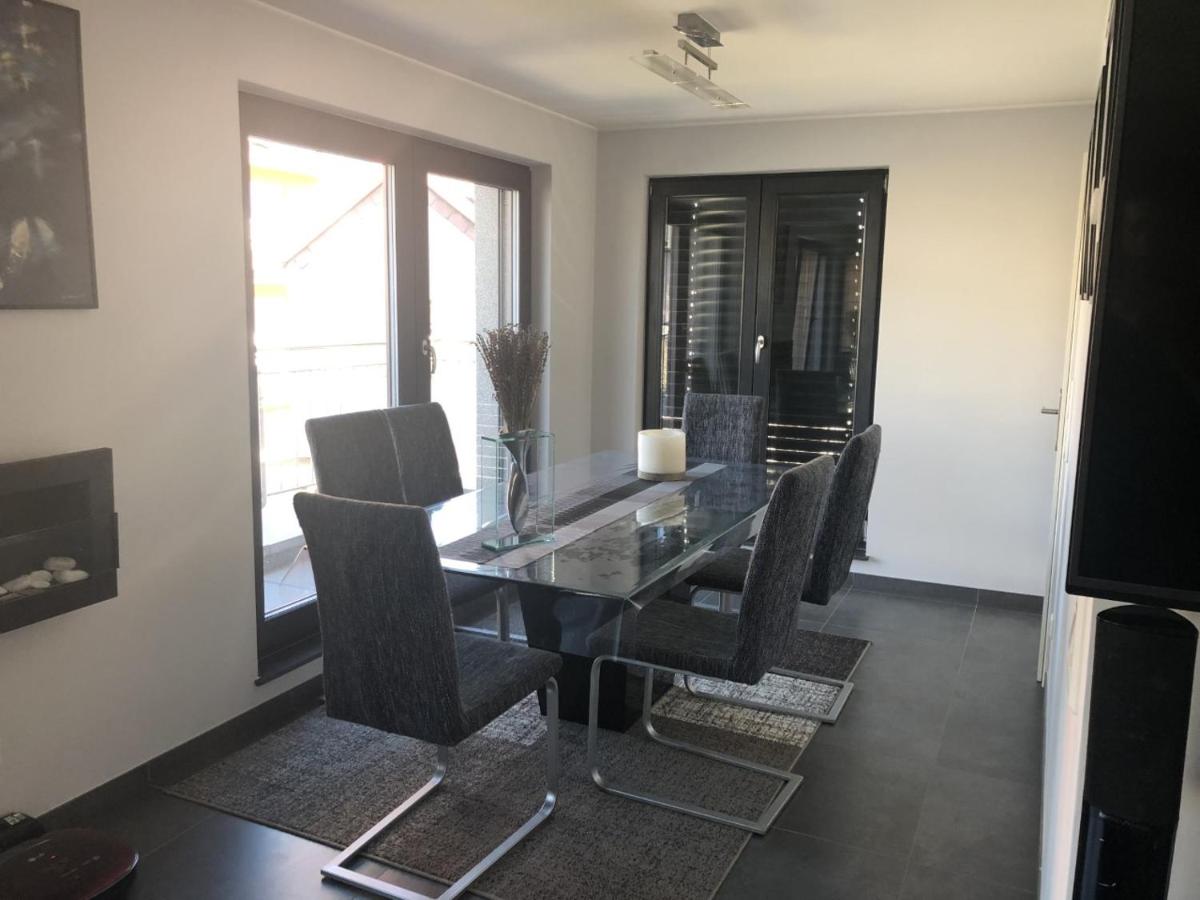 Entire Apartment in Schieren - 2 Bedrooms - Housity