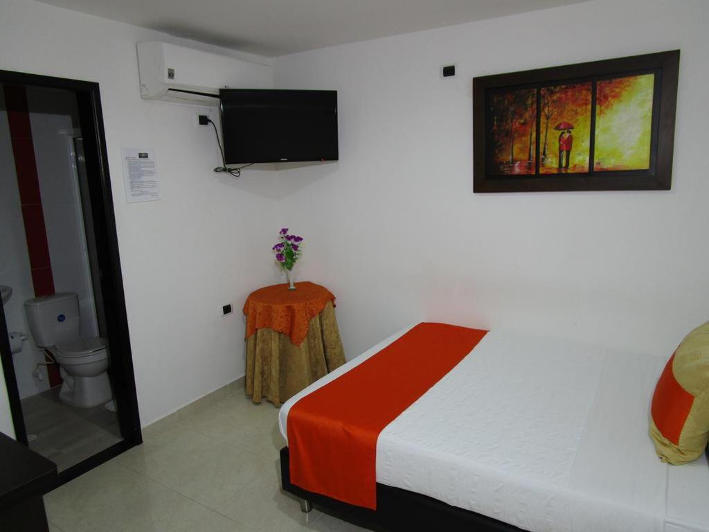 HOTEL VILLAMAYOR CABECERA - Housity
