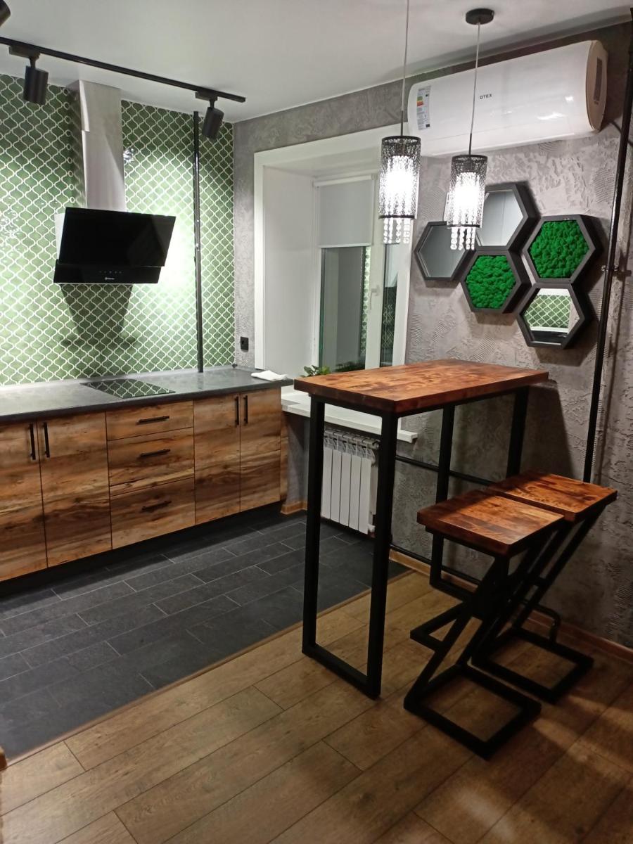 Дизайнерская квартира в ста метрах от городского парка - Housity