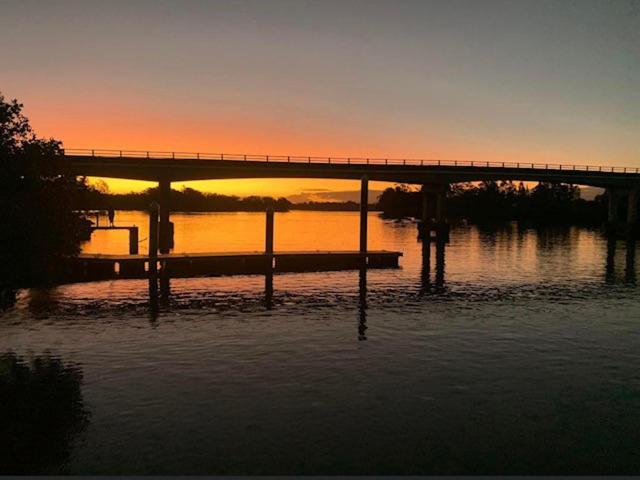 Osprey's Rest - waterfront with private jetty - Housity