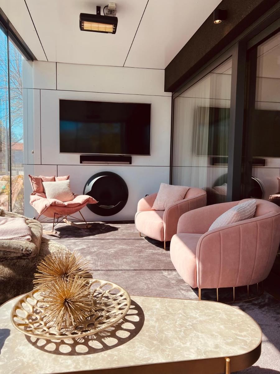 AHT22 premium beach residence - Housity