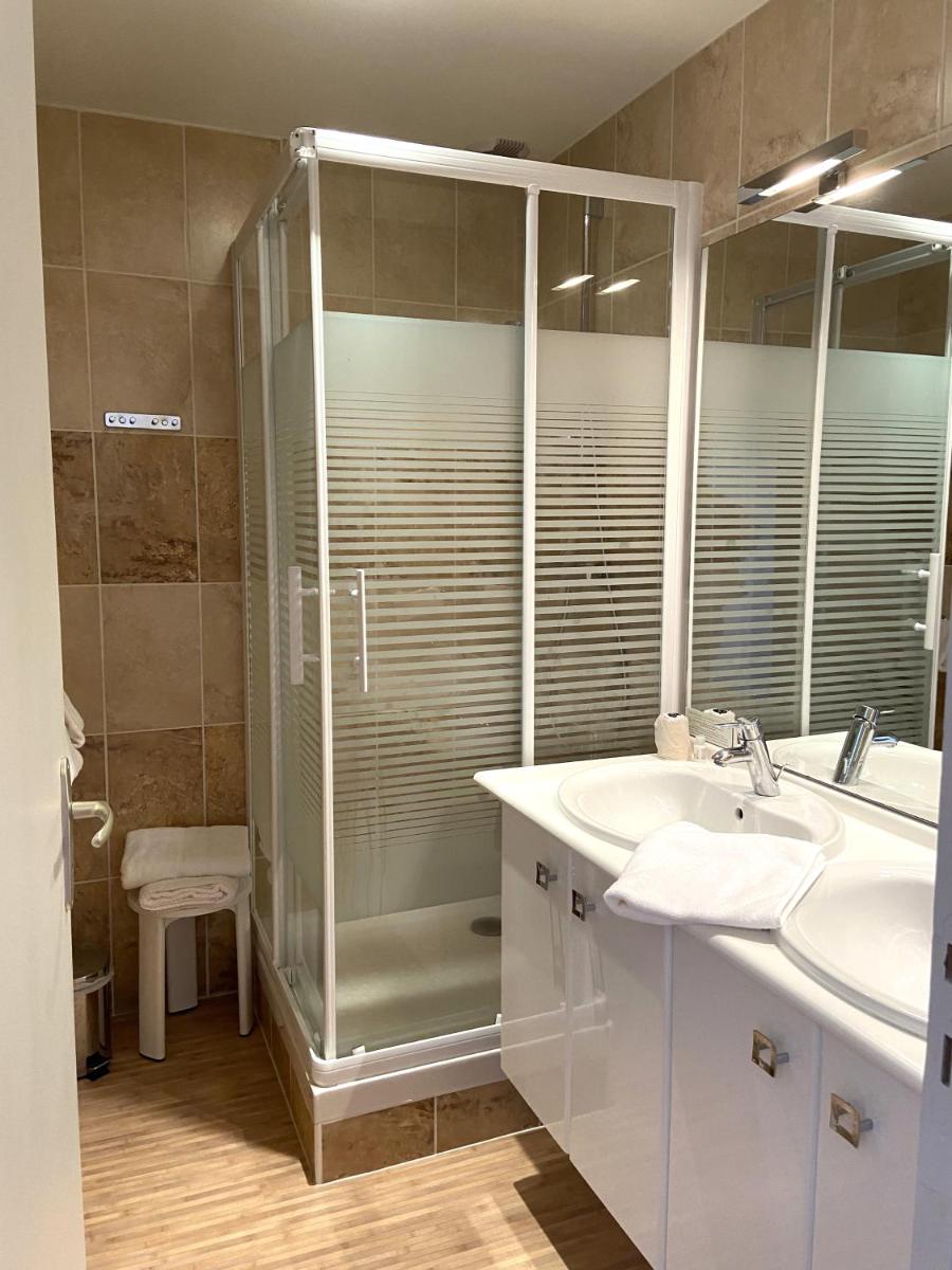 Hotel Beauséjour - Housity