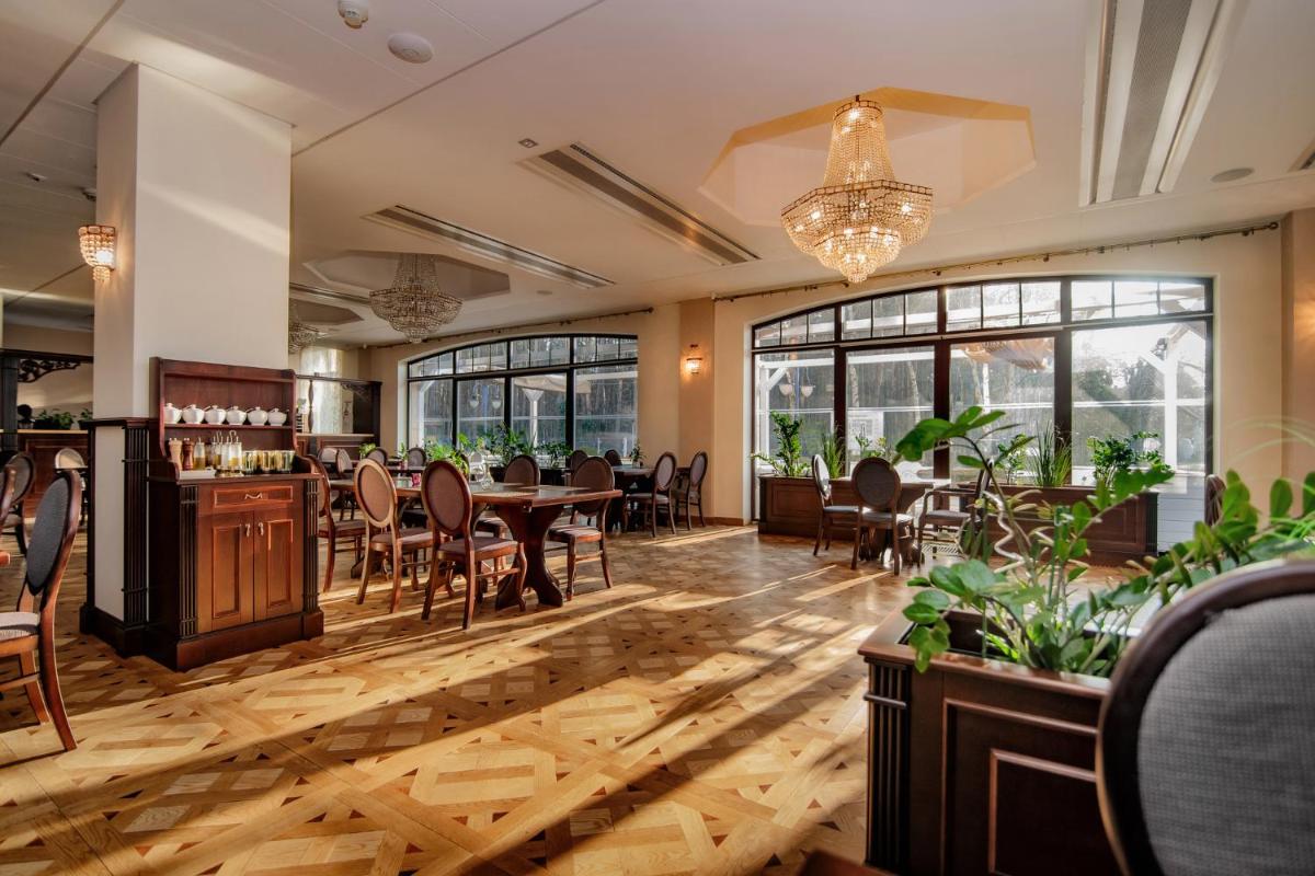 Hotel Park Kajetany - Housity
