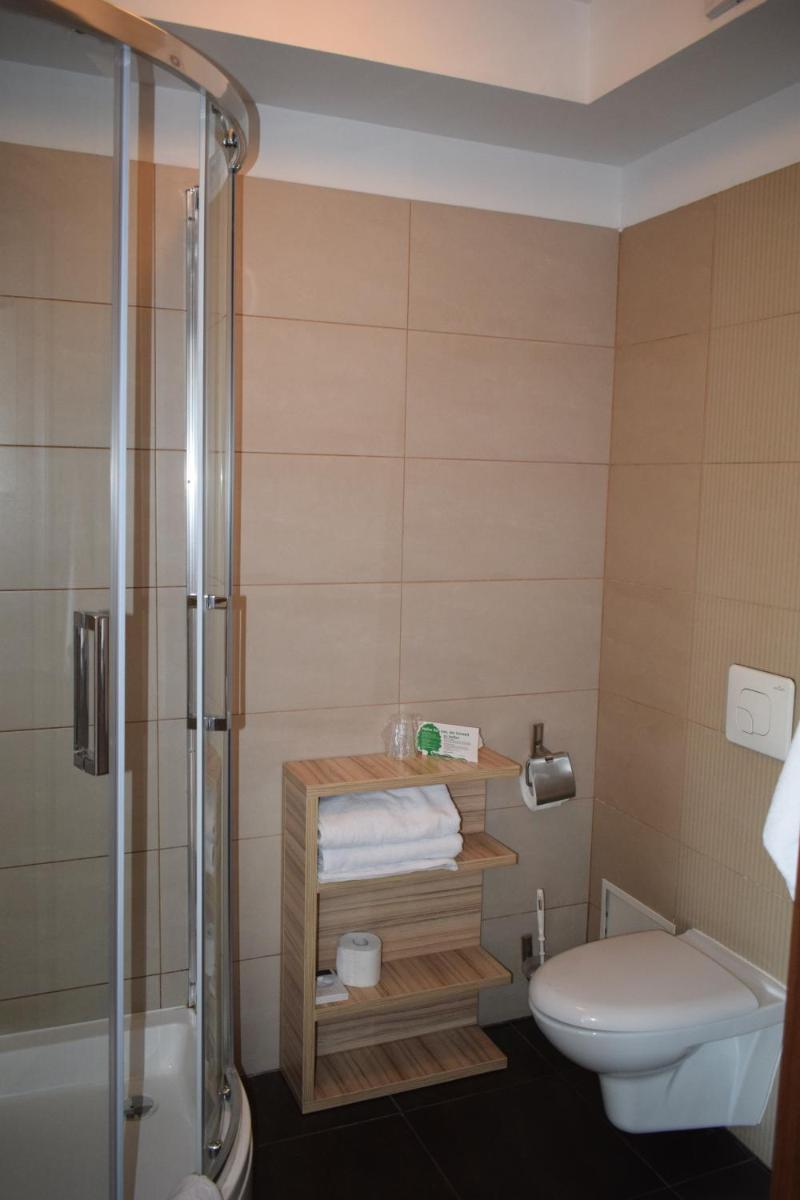 Hotel Alpex View - Housity