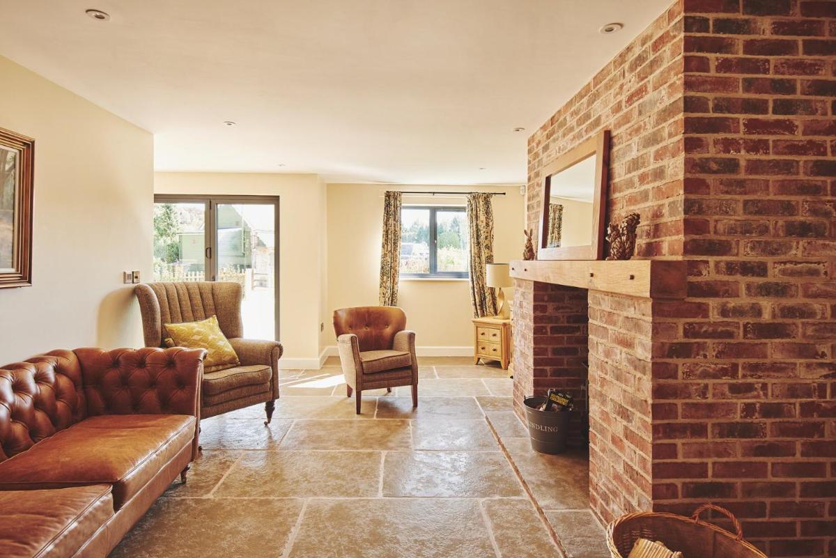 Estate Lodge - Housity