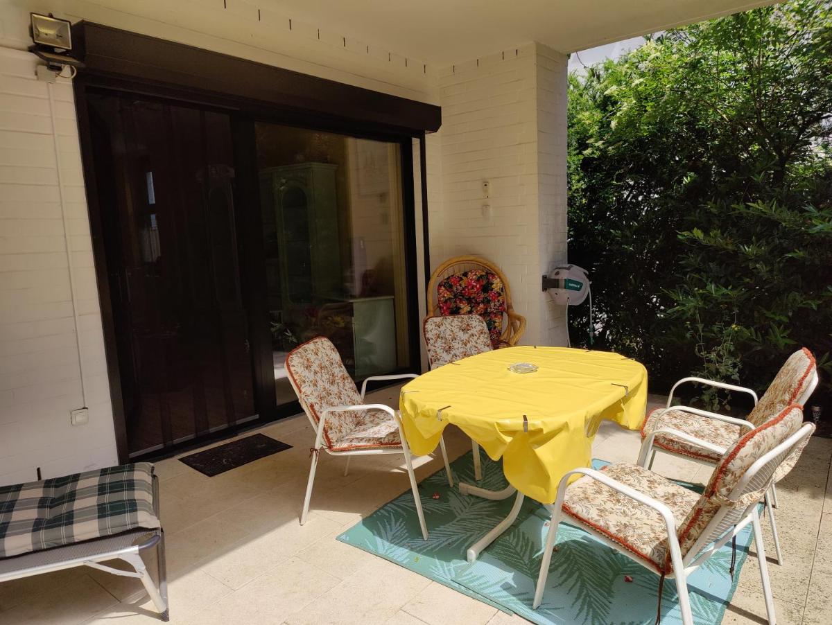 FW Neandertal - Housity