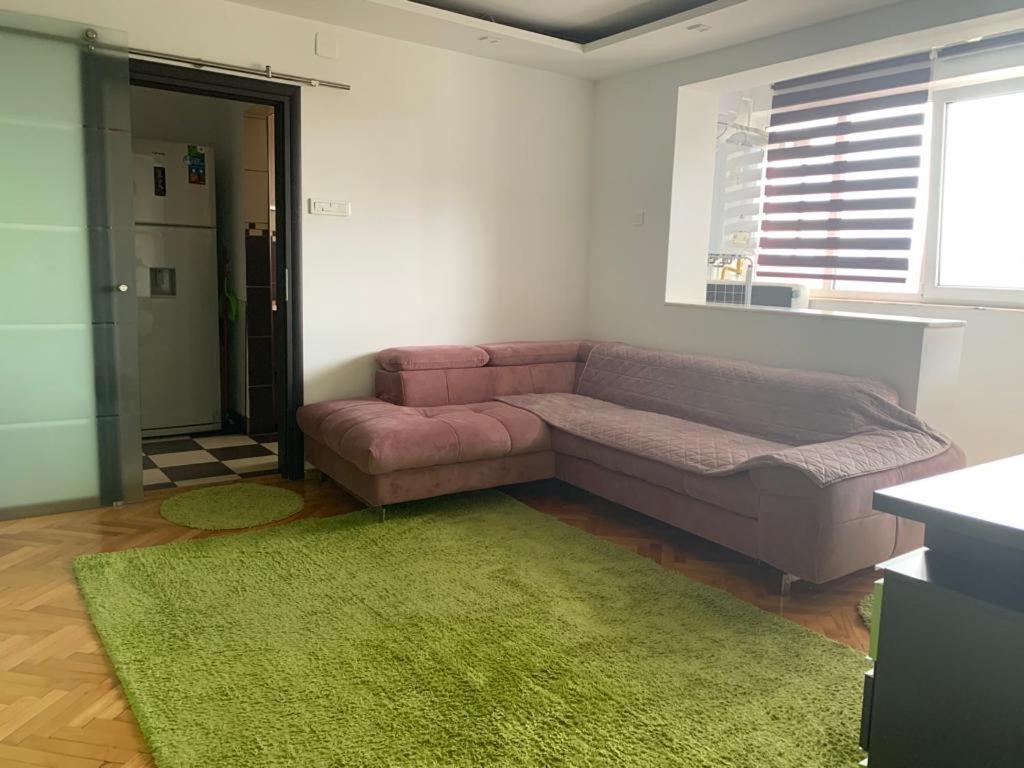 Modern - Housity
