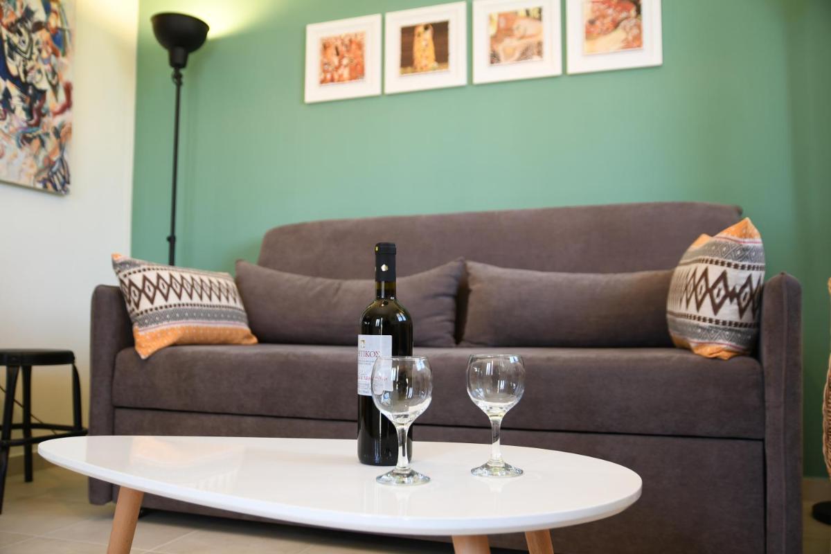 Art Garden house - 500m from the Beach - Housity