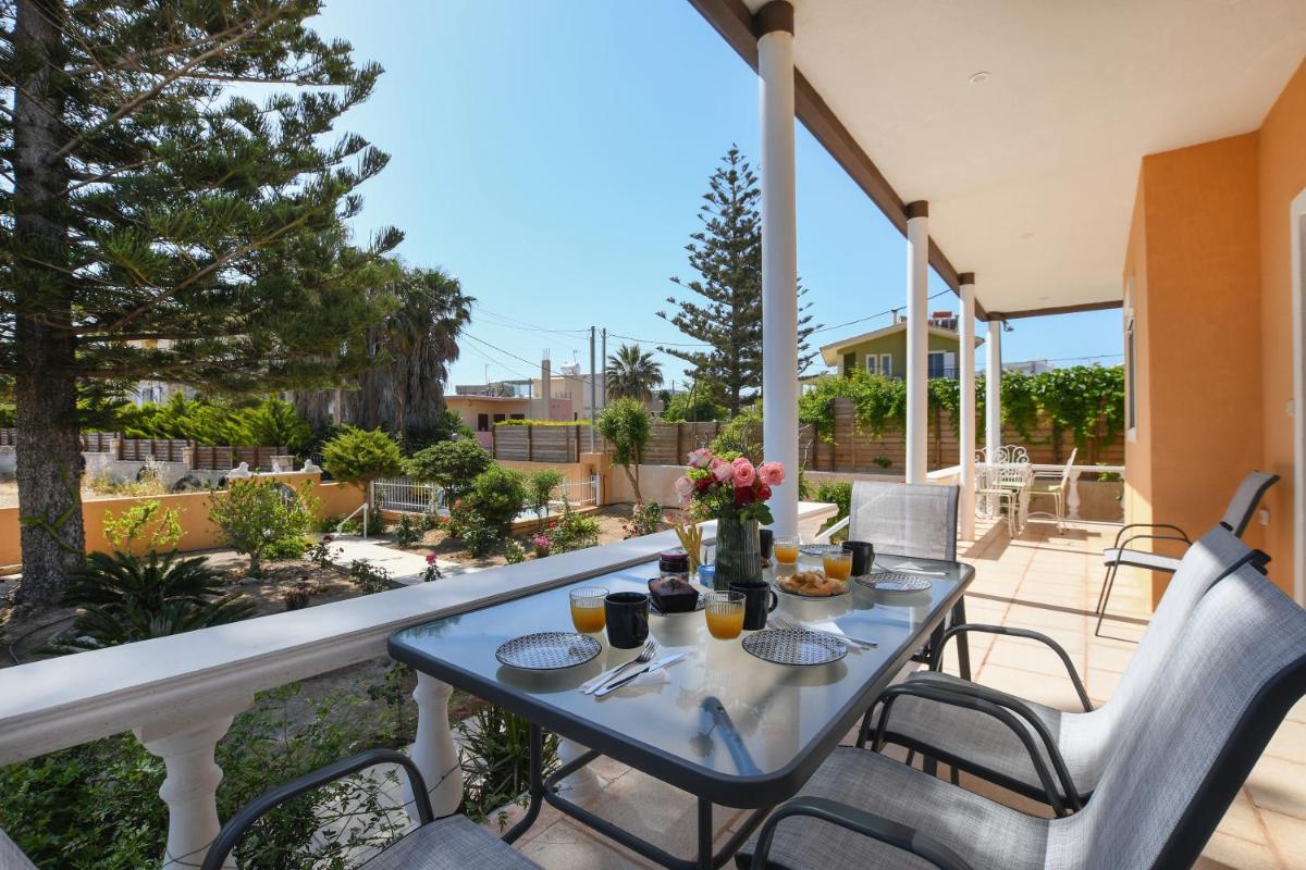 Art Garden house - 500m from the Beach - Housity