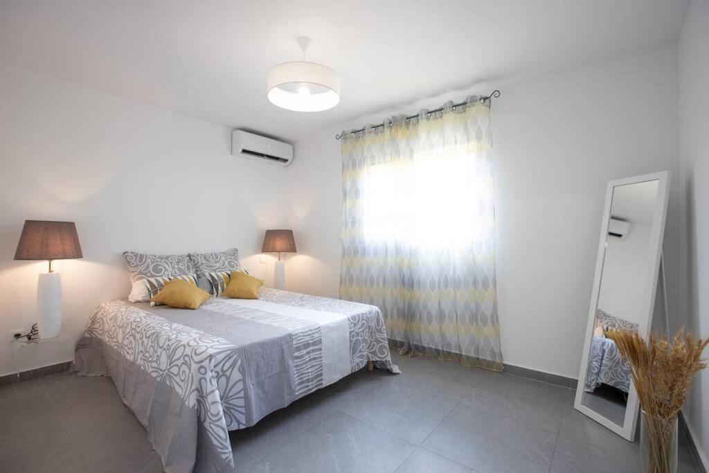SXM SERENITY VILLA - Housity