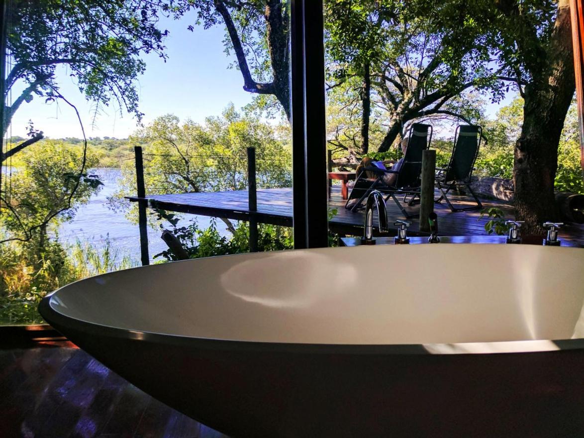 RiverDance Lodge - Housity