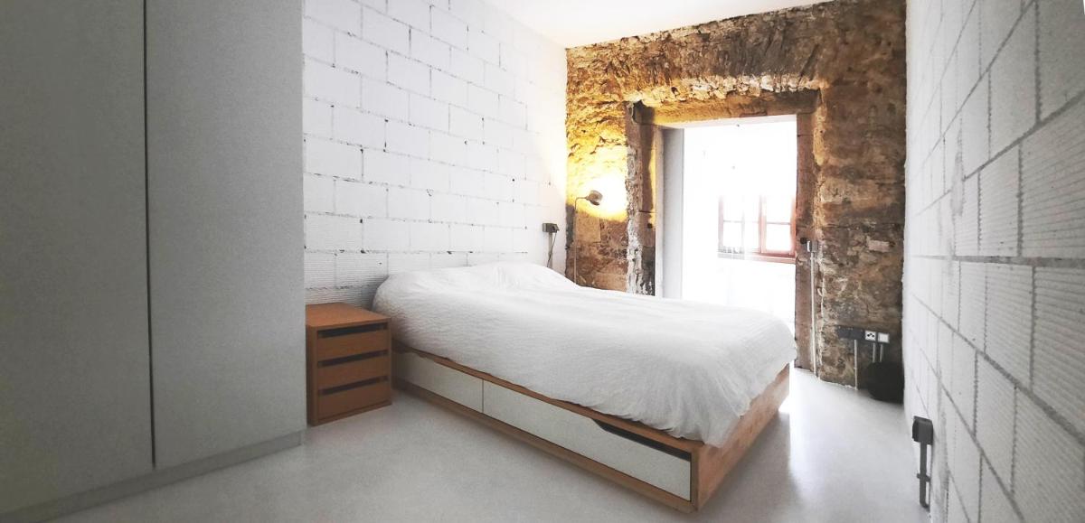 LOFT-ATELIER EN OVIEDO - Housity
