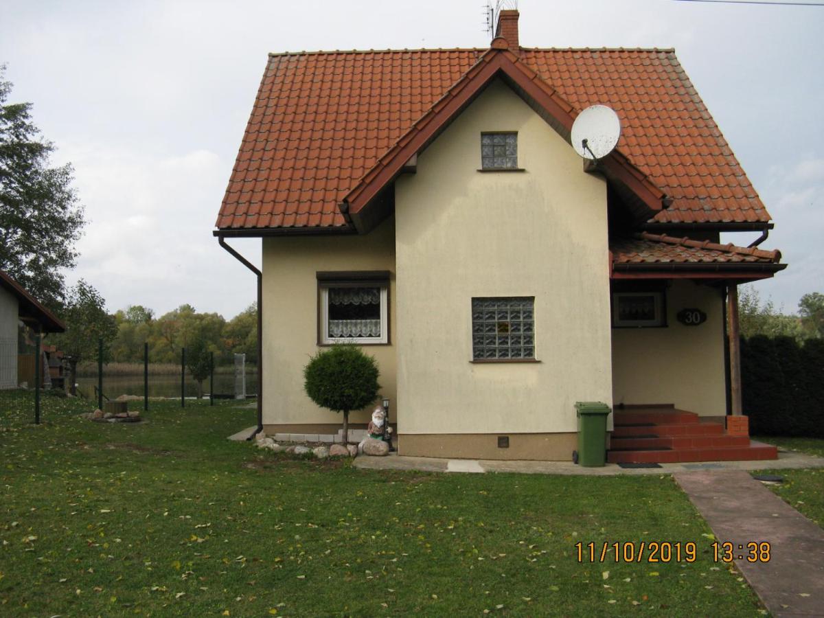 Dom nad jeziorem Kamionka Mazury - Housity