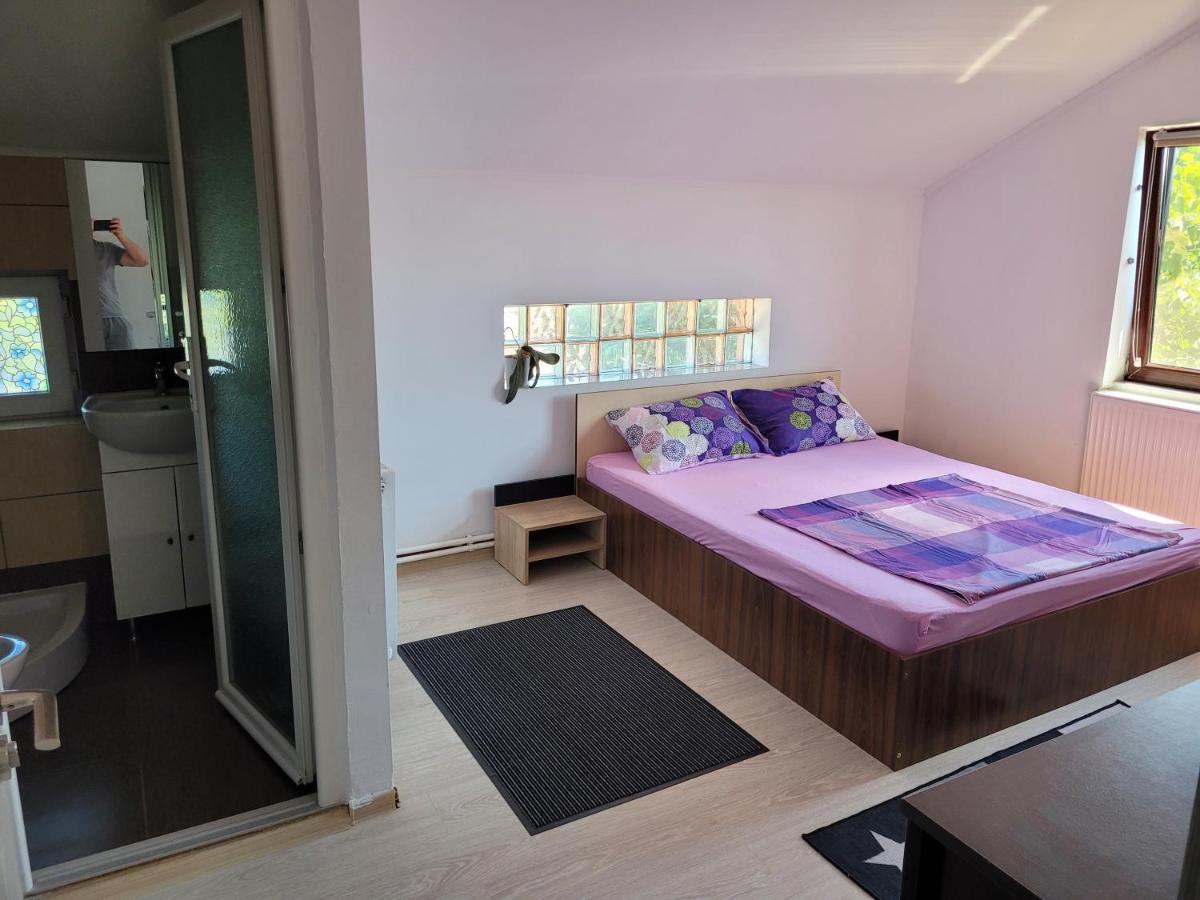 TEI House - Housity