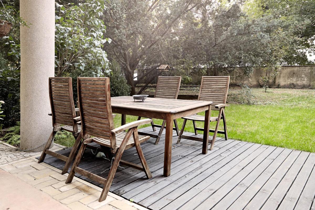 Lovely Garden Flat near Royal Park - Housity