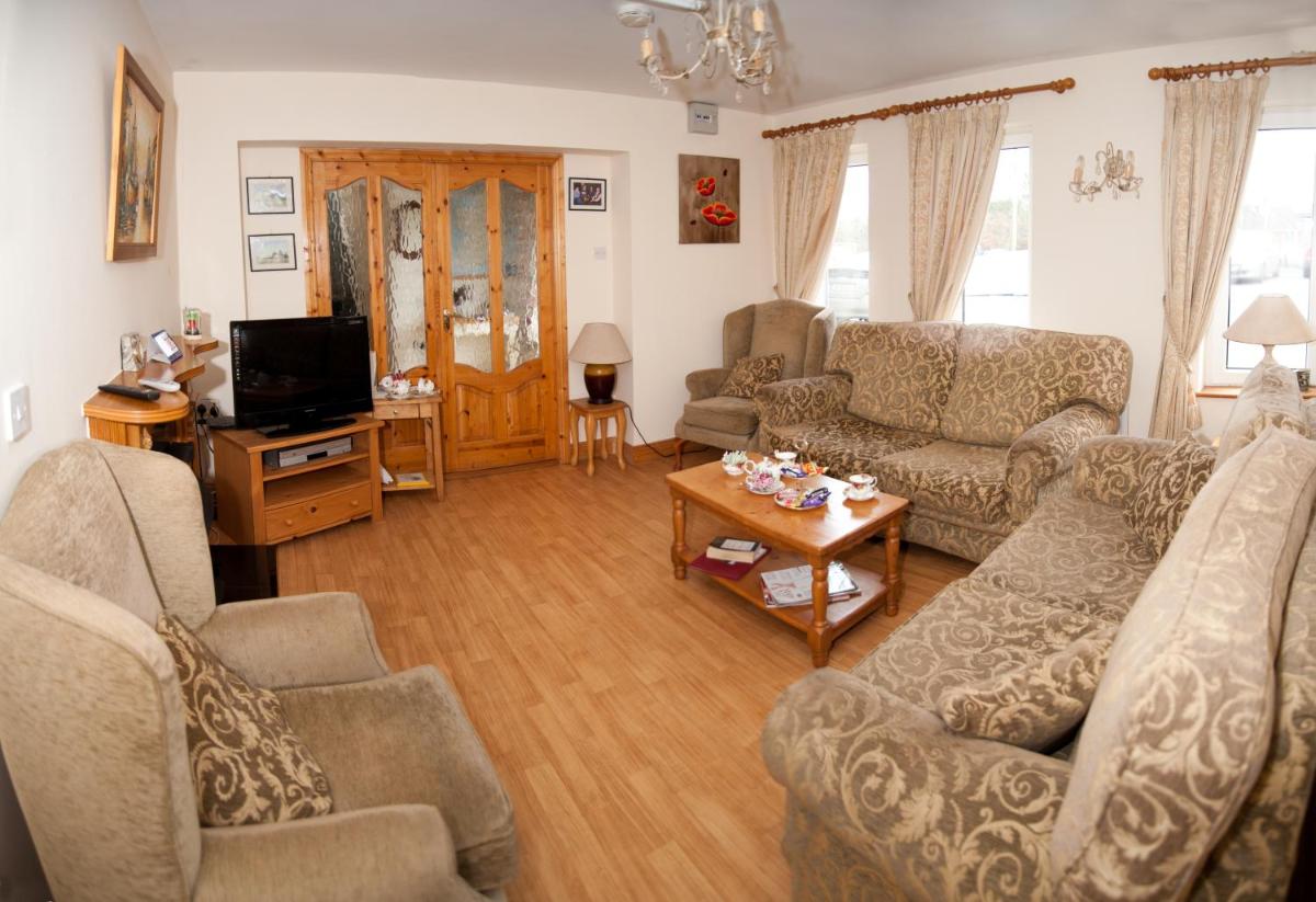 Tower Lodge B&B - Housity