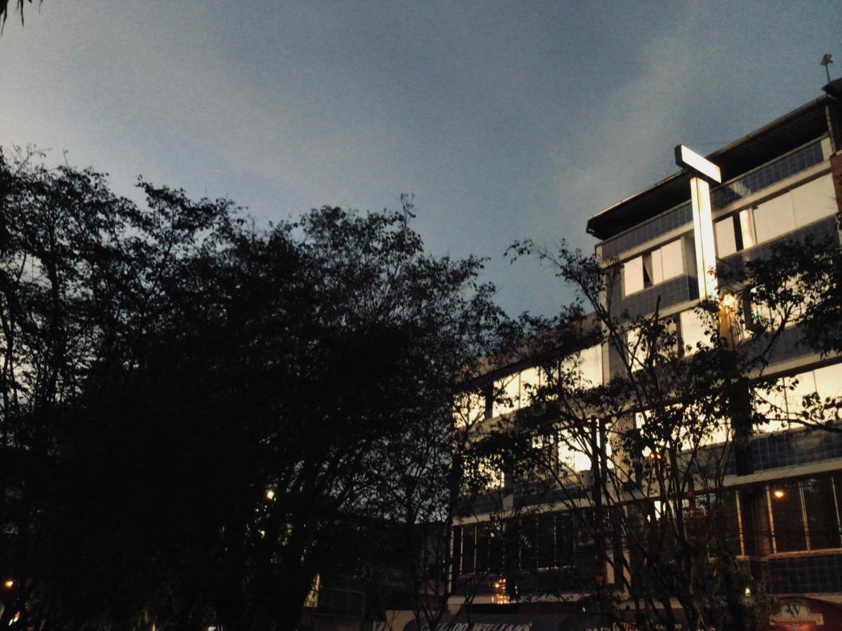 Hostal R. Williams - Housity