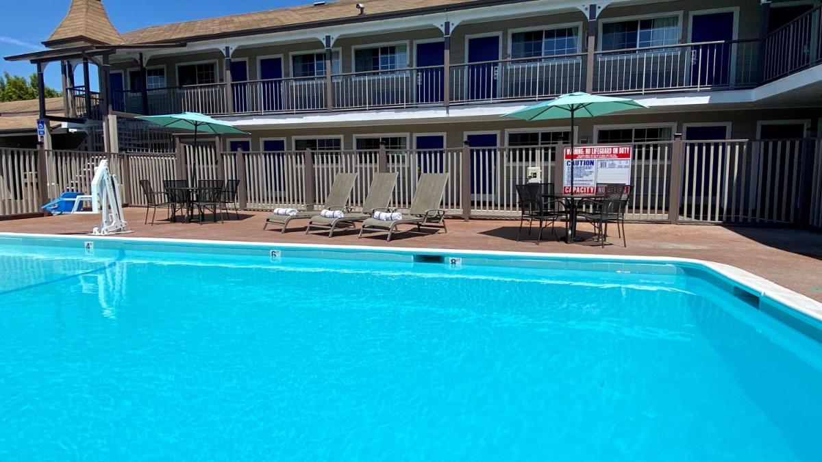 SureStay Hotel by Best Western Santa Cruz - Housity
