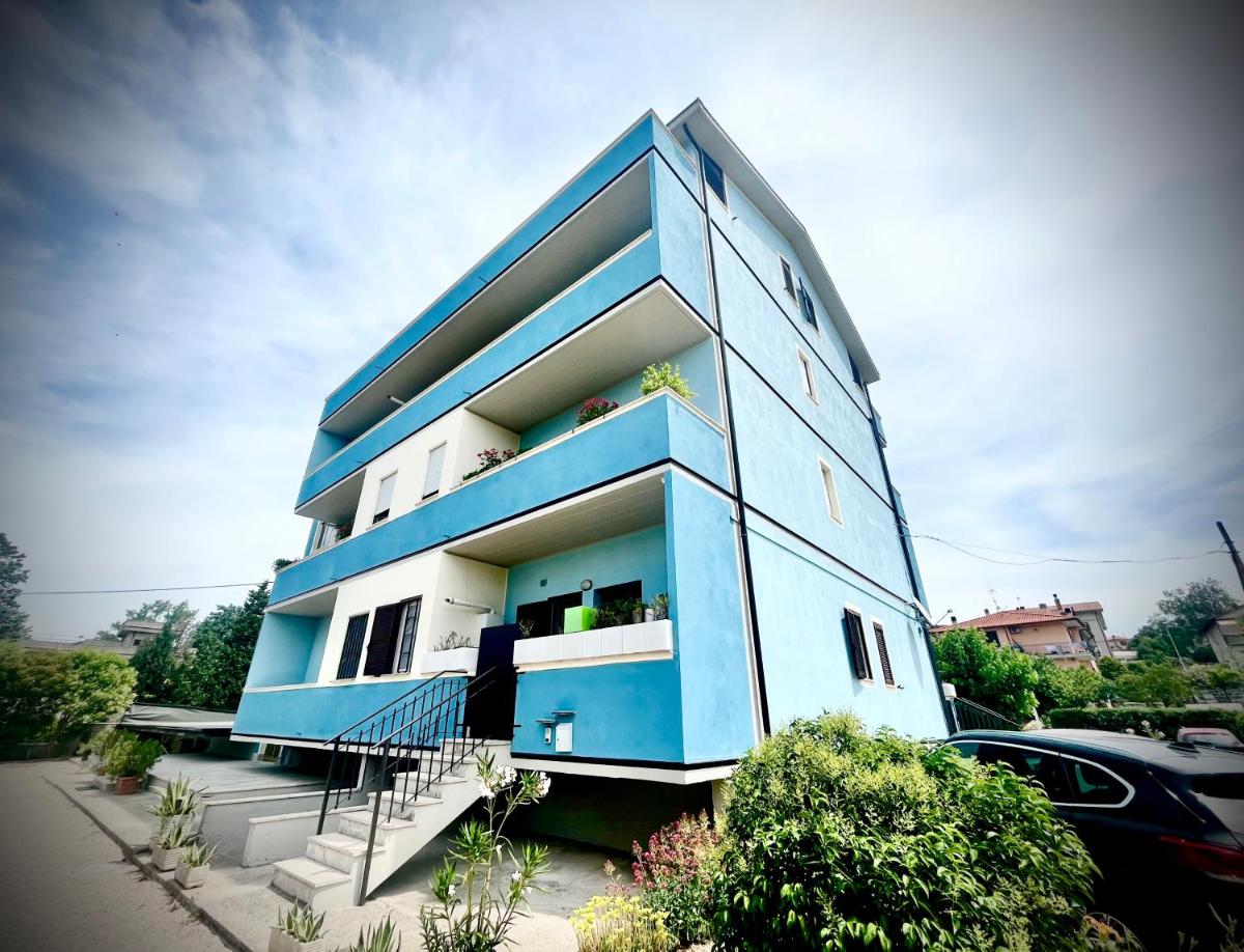 Suitetrails - Cozy 55-m2 flat close to the countryside in Narni