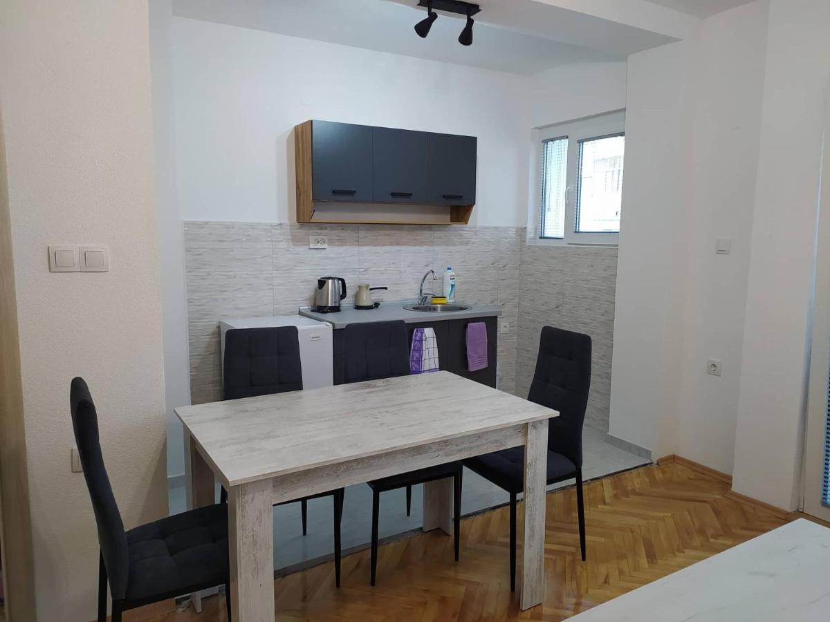 Nikoloski Apartment - Housity
