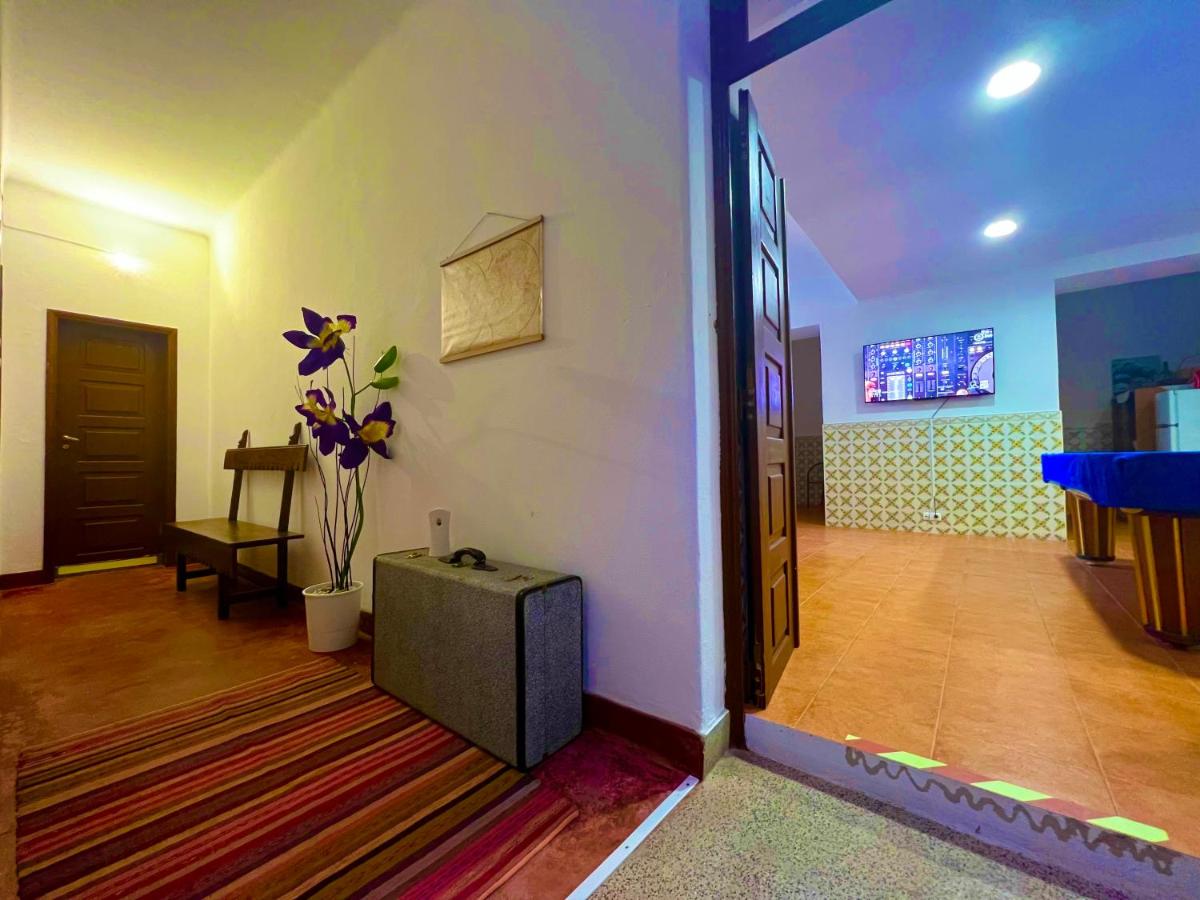 1955 Guest House - Housity