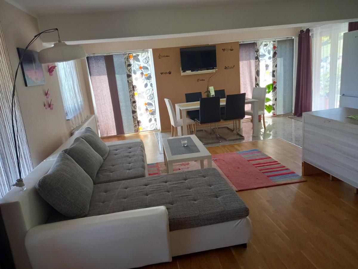 Apartment Resnik - Housity
