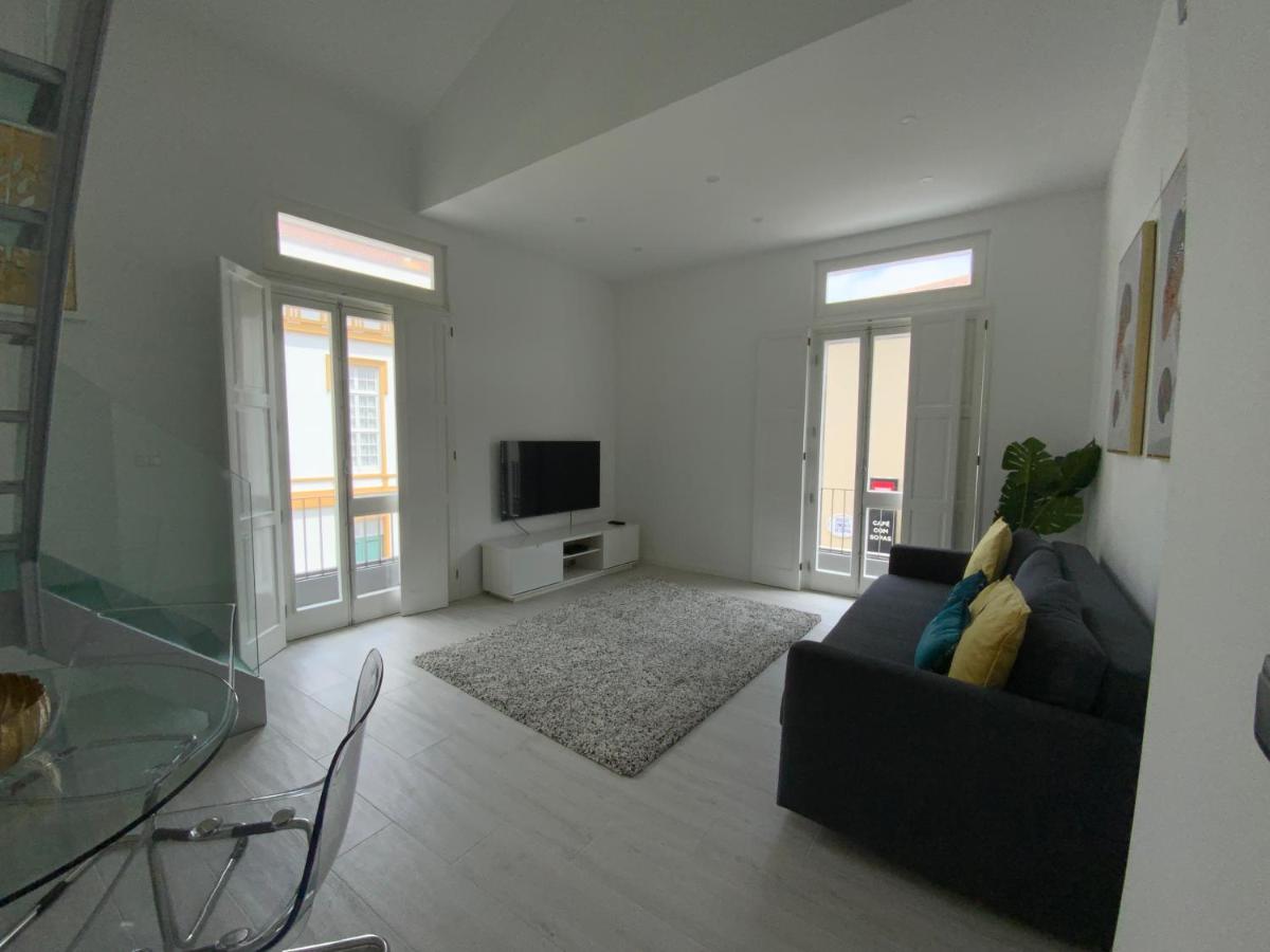 Suitetrails - Luxury Loft Apartment