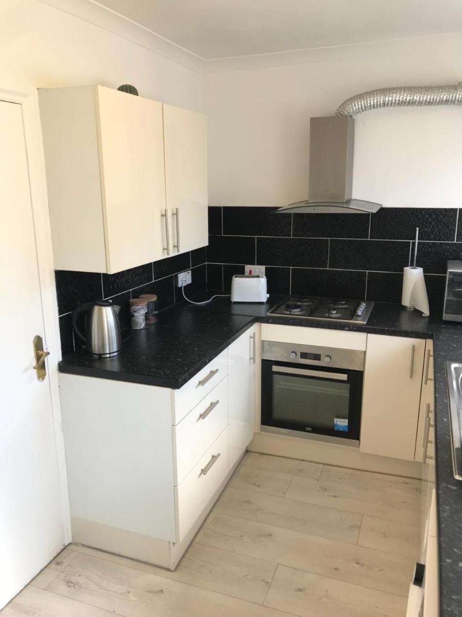 Newly refurbished 2bed bungalow, Speedwell, Bristol, UK - Housity