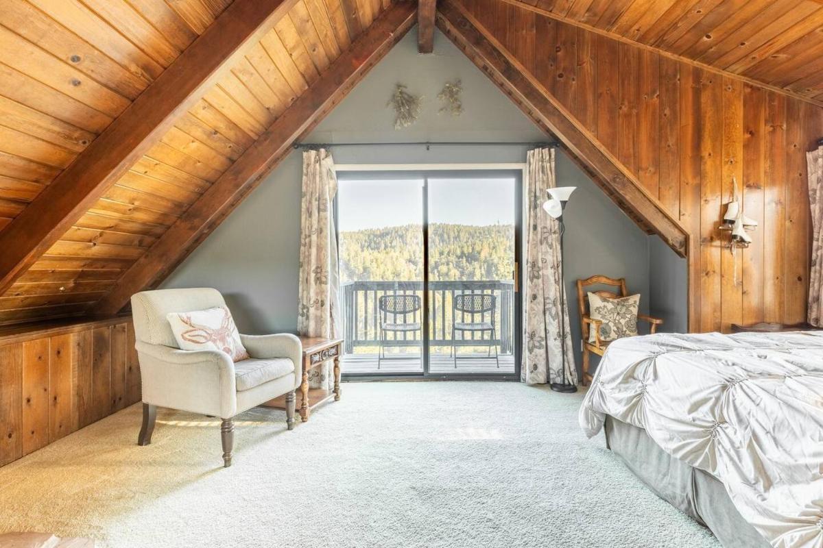 The Cozy Tree House - Housity