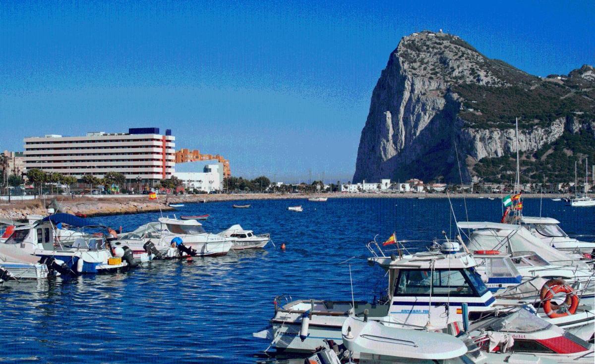 Ohtels Campo De Gibraltar - Housity