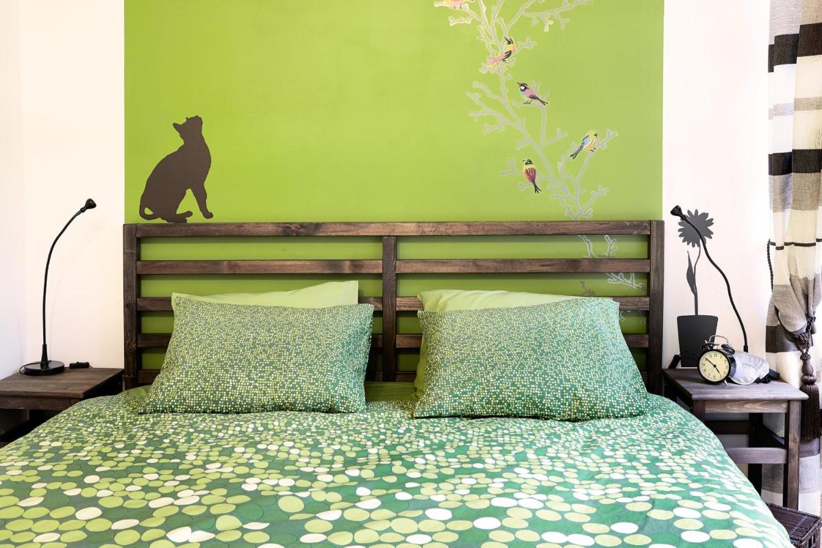Lovely Garden Flat near Royal Park - Housity