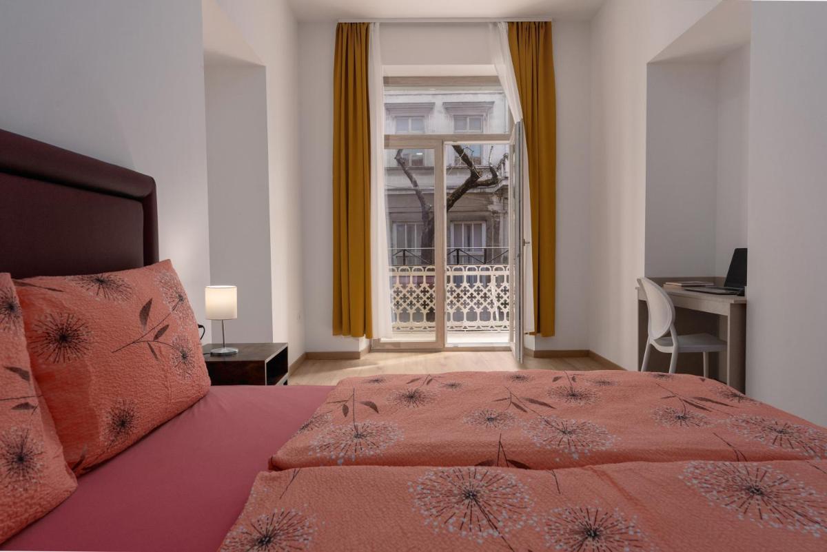 Hostel Antique - Housity