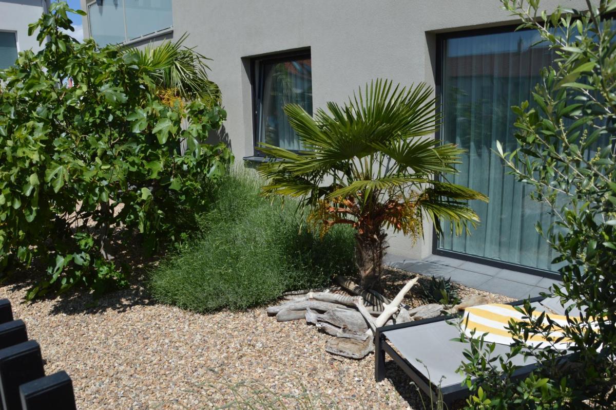 Suitetrails - Palm Garden Apartment 1