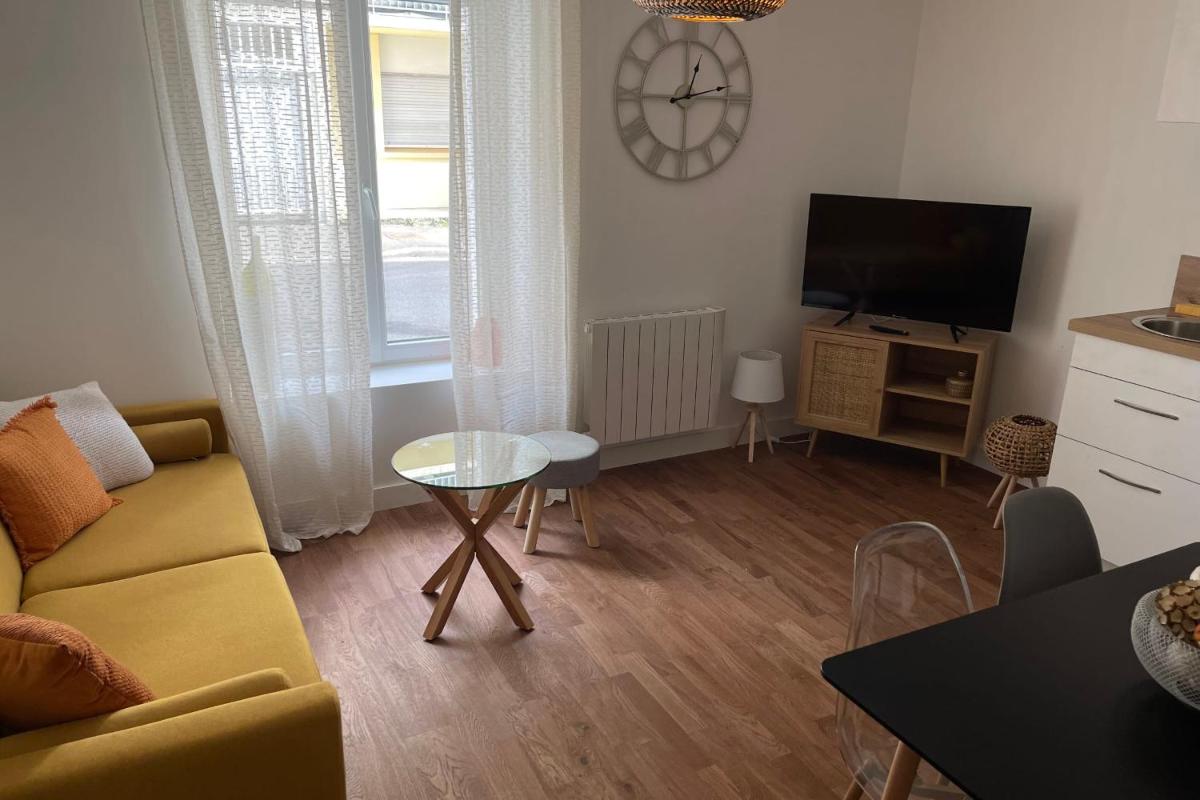 LE POULORIO LOFT Studio RDC ByLocly - Housity
