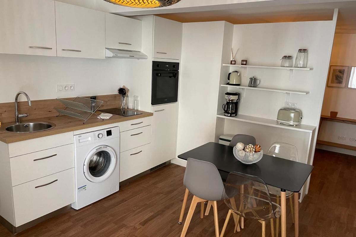 LE POULORIO LOFT Studio RDC ByLocly - Housity