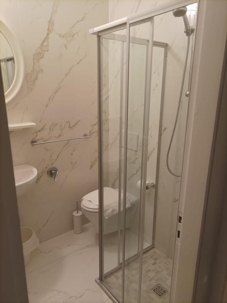 Hotel Amica - Housity