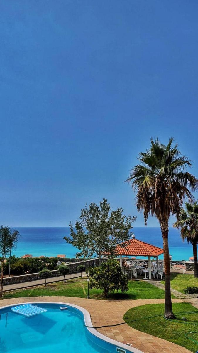 Elios bed and breakfast in Villa - Fuscaldo - Housity
