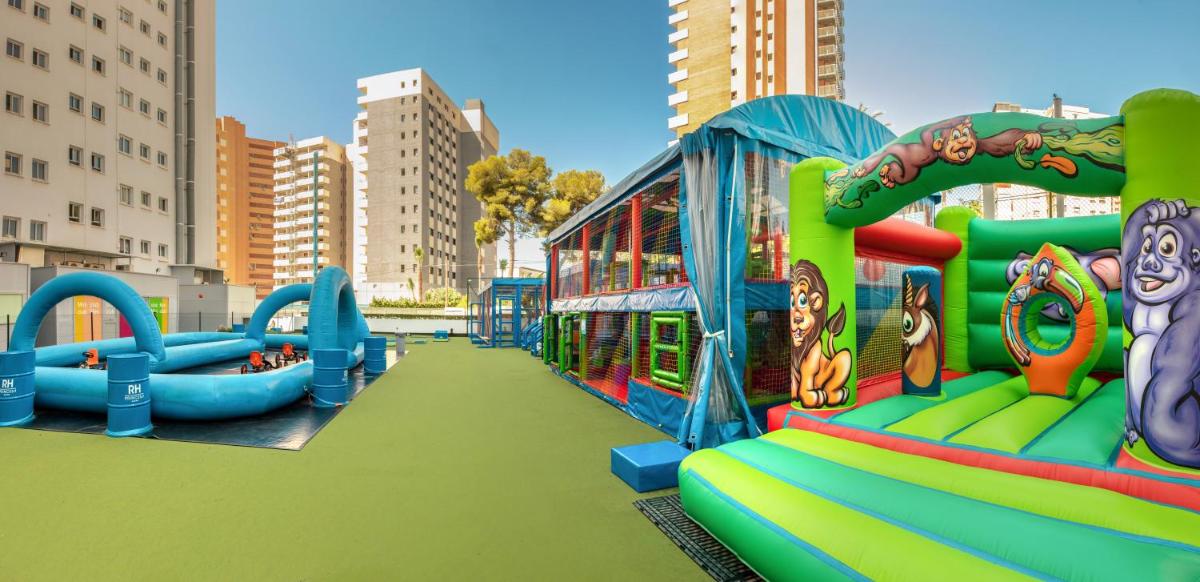Zona de juegos infantil en RH Princesa Hotel & Spa 4* Sup