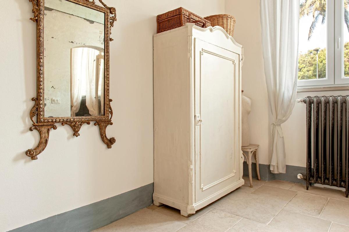 Piéce en rose - Housity