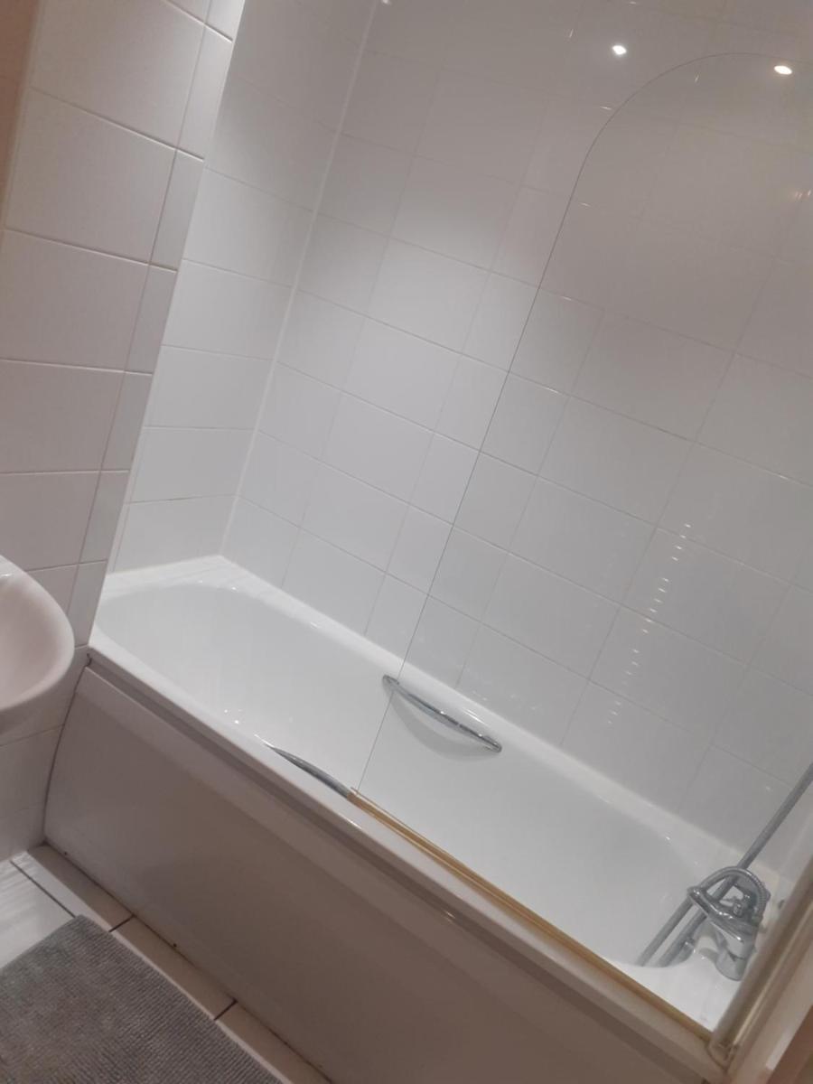 Cascade House - Housity