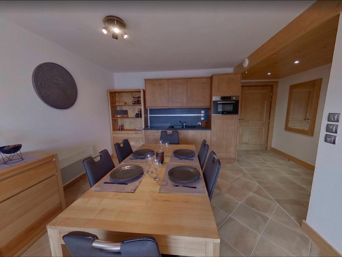 Appartement 3P neuf avec balcon sud vue Mont Blanc, piscine, parking, 6 pers. Villard-sur-Doron - FR-1-293-354 - Housity